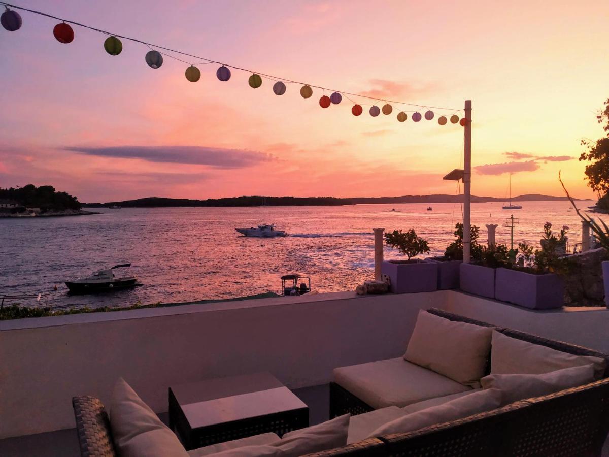 Seafront Rooms ฮวาร์ ภายนอก รูปภาพ